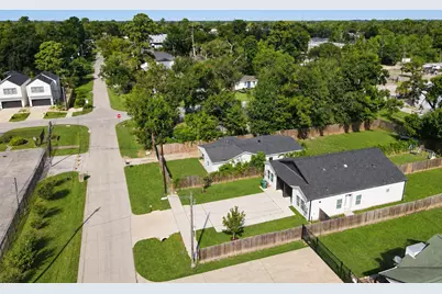 4709 Ireland Street #B, Houston, TX 77016 - Photo 12