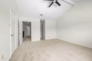 1021 Fountain View Dr, Houston, TX 77057 - Photo 14