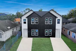 7459 Calhoun Rd, Houston, TX 77033 - Photo 4