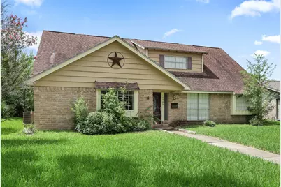 1705 20th Avenue N, Texas City, TX 77590 - Photo 2