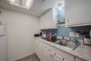 601 N Resident St, Wharton, TX 77488 - Photo 20