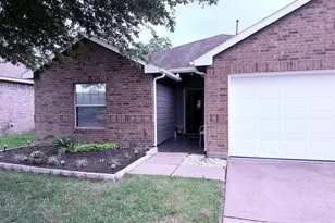 10918 Barker Gate Ct, Cypress, TX 77433 - Photo 2