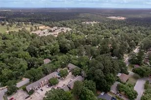 2401 Sycamore Ave, Huntsville, TX 77340 - Photo 32