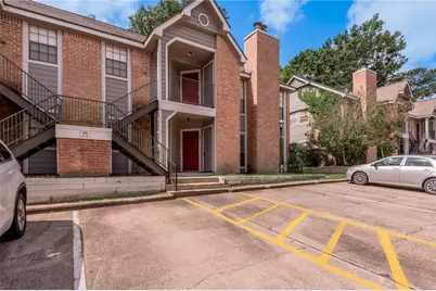 2401 Sycamore Avenue #C2, Huntsville, TX 77340 - Photo 4