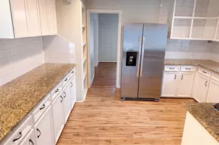 14923 Aspen Hills Dr, Houston, TX 77062 - Photo 2