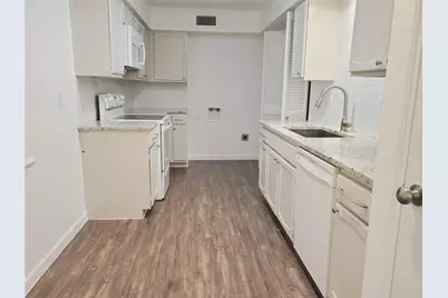 361 N Post Oak Lane #131, Houston, TX 77024 - Photo 10