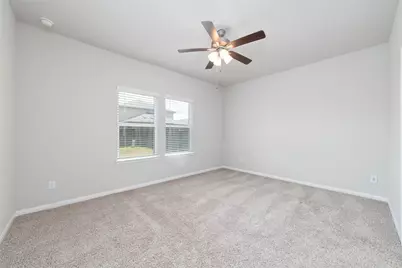 910 Modesto Drive, Rosharon, TX 77583 - Photo 8