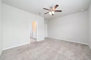910 Modesto Dr, Rosharon, TX 77583 - Photo 8