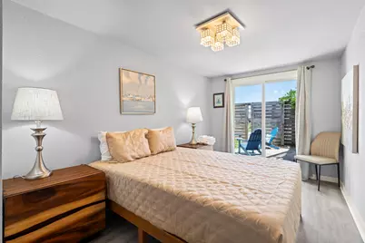 1919 Rosenberg Street, Galveston, TX 77550 - Photo 46