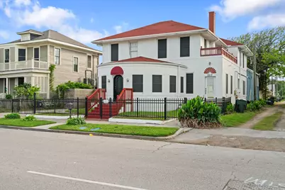 1919 Rosenberg Street, Galveston, TX 77550 - Photo 2