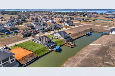 12562 St Louis Court, Willis, TX 77318 - Photo 2