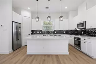 4039 Buck St, Houston, TX 77020 - Photo 8