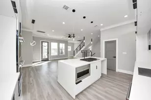 604 W 28th St, Houston, TX 77008 - Photo 12