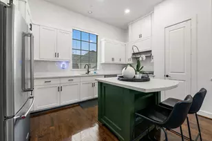 1721 Utah St, Houston, TX 77007 - Photo 14