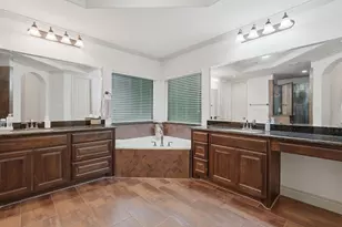 11605 Princess Margaret Ct, Montgomery, TX 77316 - Photo 24