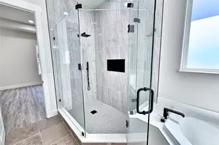 3039 Rd 66124, Dayton, TX 77535 - Photo 28