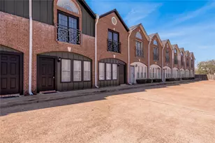 1616 Avenue N, Huntsville, TX 77340 - Photo 2