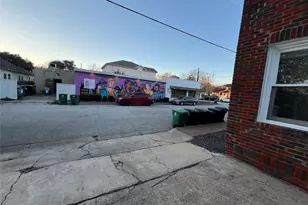 2021 Kane St, Houston, TX 77007 - Photo 6