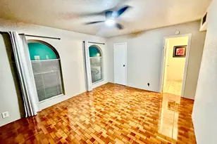 11002 Hammerly Blvd, Houston, TX 77043 - Photo 22