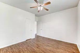 8510 Nashwood Ct, Houston, TX 77040 - Photo 20