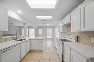 19723 Stoneport Ln, Katy, TX 77449 - Photo 14