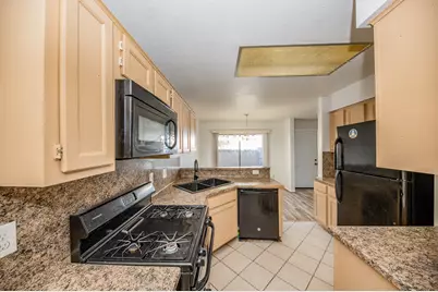 2711 Grants Lake Boulevard #202, Sugar Land, TX 77479 - Photo 14