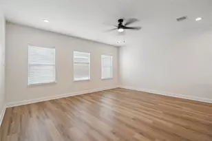 5402 Jonathan Ln, Houston, TX 77011 - Photo 4