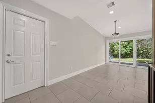 11126 Cedarhurst Dr, Houston, TX 77096 - Photo 22