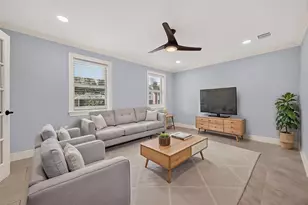 11126 Cedarhurst Dr, Houston, TX 77096 - Photo 22