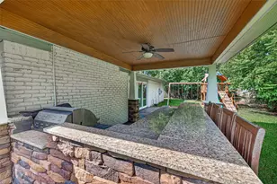 11126 Cedarhurst Dr, Houston, TX 77096 - Photo 44