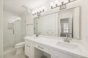 2000 Nantucket Dr, Houston, TX 77057 - Photo 10