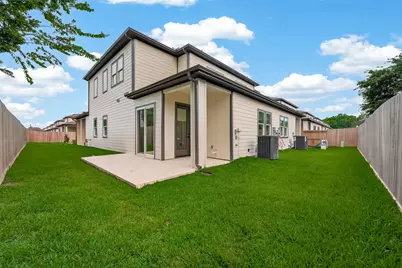 4328 Avron Drive #B, Stafford, TX 77477 - Photo 30