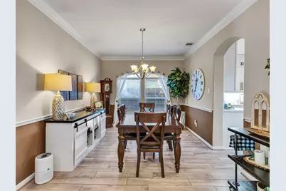 9602 Emerald Lakes Drive, Rosharon, TX 77583 - Photo 4