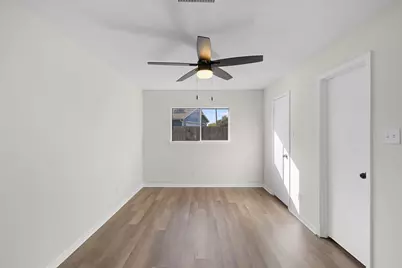 1000 Laredo Court, College Station, TX 77845 - Photo 16