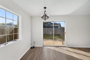 1000 Laredo Ct, College Station, TX 77845 - Photo 10
