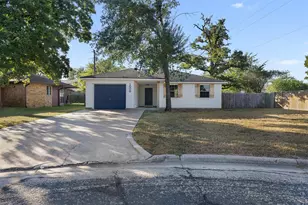 1000 Laredo Ct, College Station, TX 77845 - Photo 2