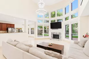 2614 Sunset Lake Dr, Sugar Land, TX 77478 - Photo 8