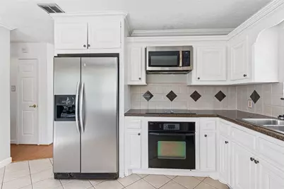 7019 Sandy Knolls Drive, Spring, TX 77379 - Photo 10