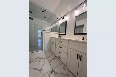 205 Vincent Street, Houston, TX 77009 - Photo 10