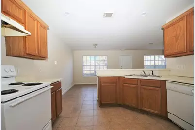 11148 Opatrny Meadows Lane, Houston, TX 77064 - Photo 6