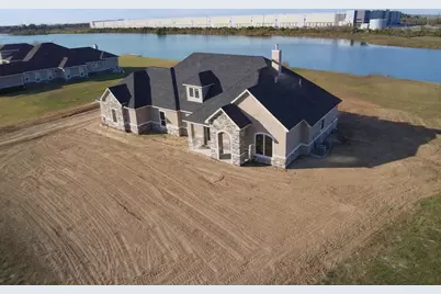 3811 Lakeridge Parkway, Baytown, TX 77523 - Photo 2