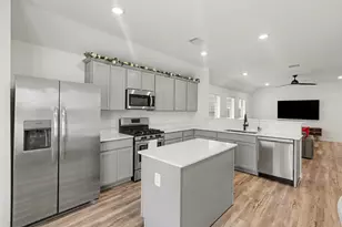 206 Augustine Wy, Magnolia, TX 77354 - Photo 6