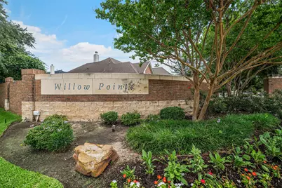 10122 Green Valley Lane, Houston, TX 77064 - Photo 2