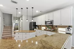 19211 E Larah Ln, Houston, TX 77094 - Photo 16