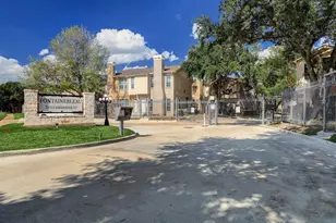 7575 Cambridge St, Houston, TX 77054 - Photo 20