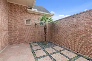 15611 Oyster Cove Dr, Sugar Land, TX 77478 - Photo 44