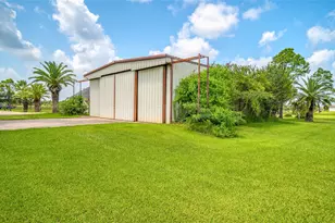 200 Eagle Rd, Brazoria, TX 77422 - Photo 8