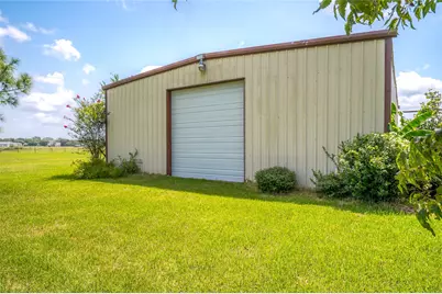200 Eagle Road, Brazoria, TX 77422 - Photo 8