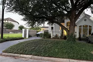 20 Hackberry Ln, Houston, TX 77027 - Photo 6