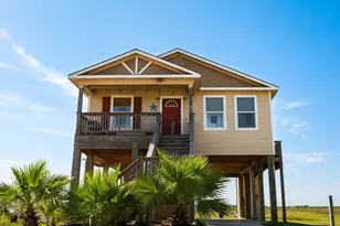 1110 Militia Dr, Surfside Beach, TX 77541 - Photo 1